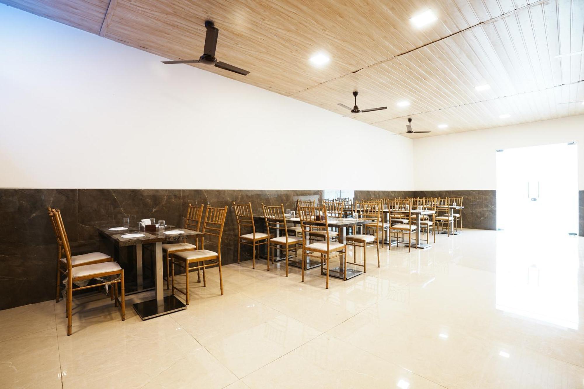 Madhav Residency Hotel & Banquet, Kalyan, Mumbai 外观 照片