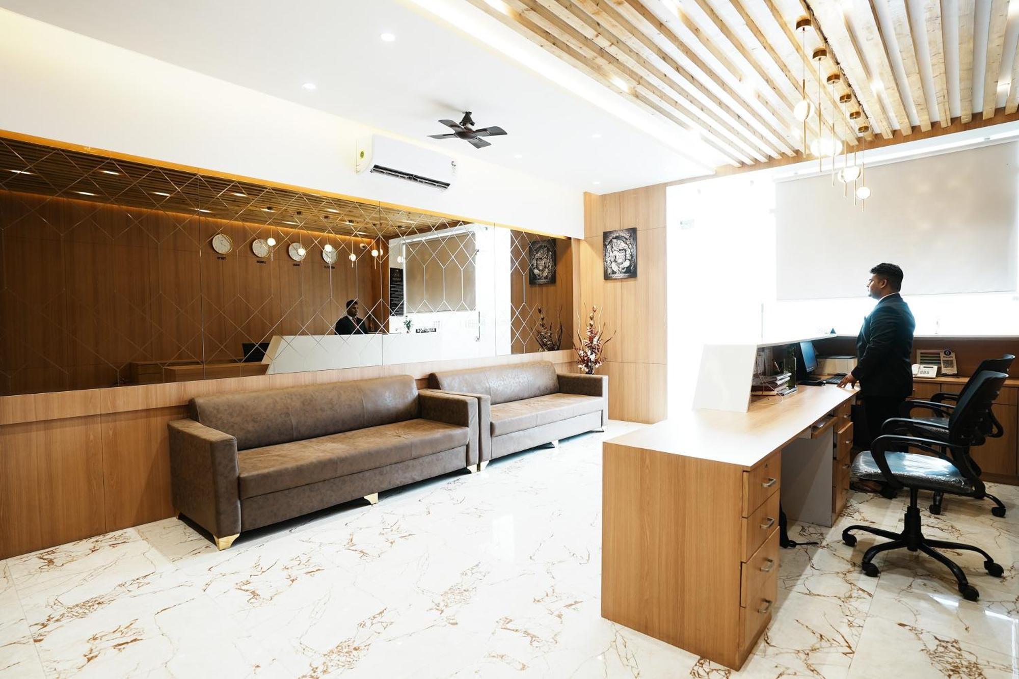 Madhav Residency Hotel & Banquet, Kalyan, Mumbai 外观 照片