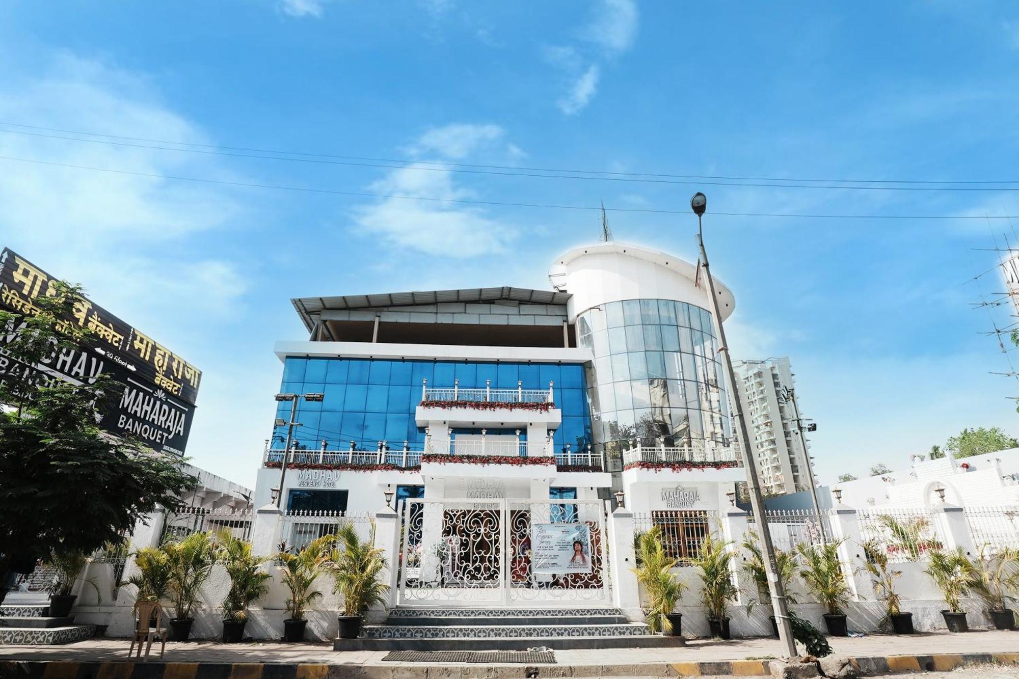 Madhav Residency Hotel & Banquet, Kalyan, Mumbai 外观 照片